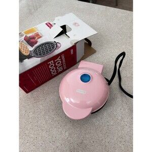 Dash Mini Waffle Maker (4 INCH) - LIGHT PINK